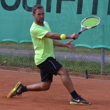 Robin_Fruehwacht_2015.jpg
